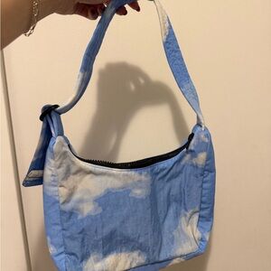 BAGGU Blue and White Cloud Mini Nylon Shoulder Bag